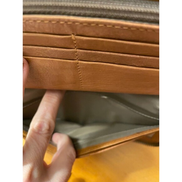 Lucky Brand Zip-around Leather Wallet Camel Color Cardholder Billfold - Picture 7 of 9